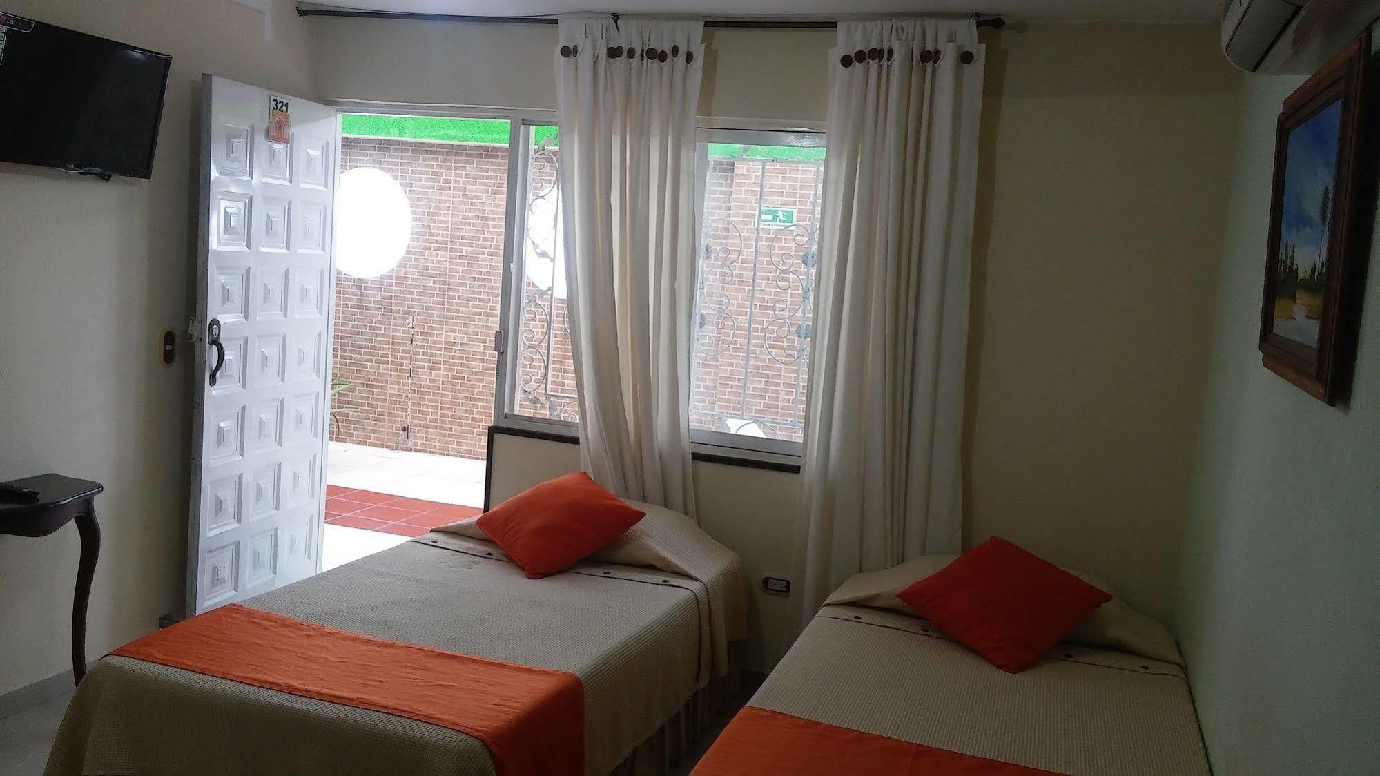 Hotel Napolitano 2*